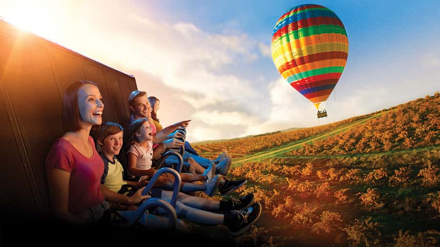 Dreamworld, WhiteWater World & SkyPoint 3-Day Ticket - A sensible three-day plan
