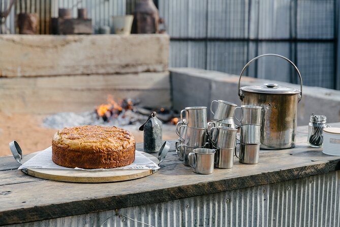 Drover's Sunset Cruise includes Smithy's Outback Dinner and Show - The live entertainment and country welcome