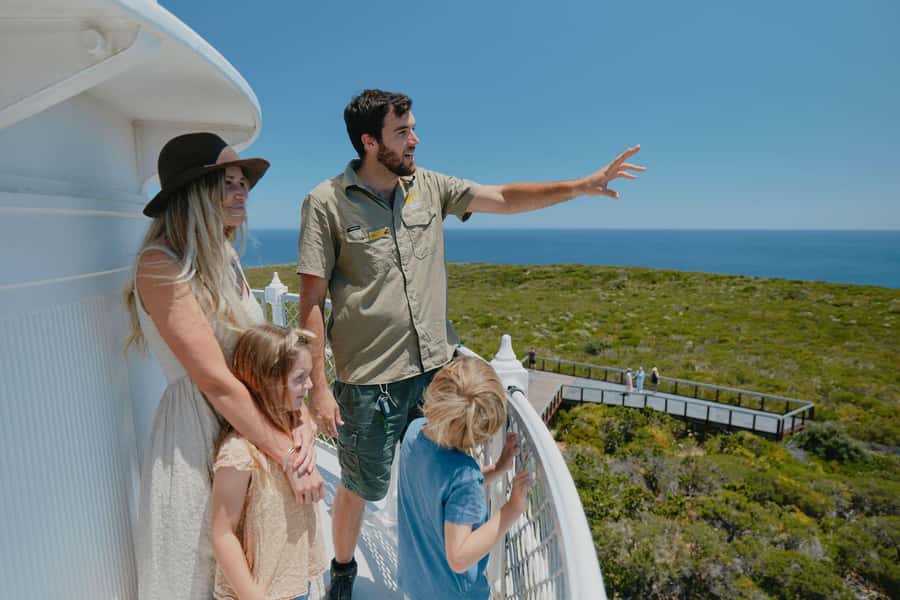 Dunsborough: Cape Naturaliste Lighthouse Guided Tour - Why Cape Naturaliste Lighthouse is worth your time