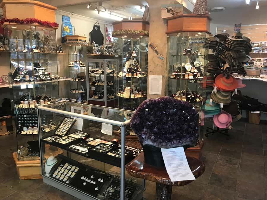 From Adelaide: Barossa to Hahndorf Wine Tasting and Lunch - Hahndorf’s German streets and 19th-century character