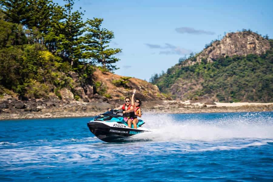 From Airlie Beach: Two-Island Safari - Key points at a glance