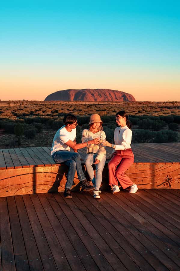 From Alice Springs/Yulara: 2 Day Uluru Kata Tjuta Rock Tour - The long road from Alice Springs to Uluru