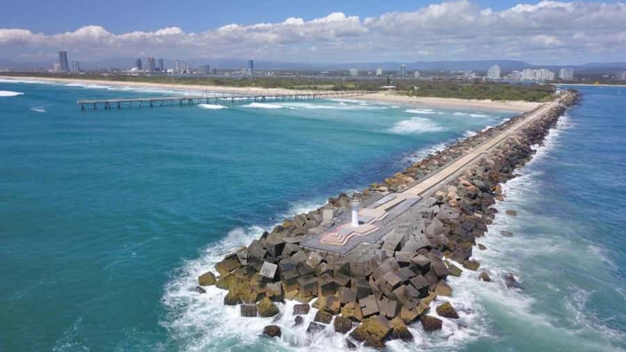 From Brisbane: Gold Coast Day Tour with Lunch - Comfort, restrictions, and who should skip it