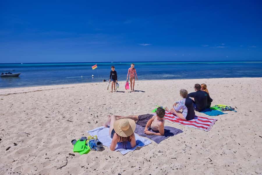 From Cairns: 2 Islands 1 day - Fitzroy & Green Islands - Lunch at Fitzroy or Green Island