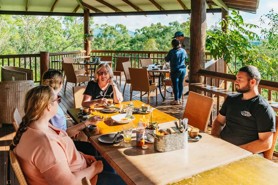 From Cairns: Chillagoe Caves and Outback Full-Day Tour - Balancing Rock and the Wullumba Art Site
