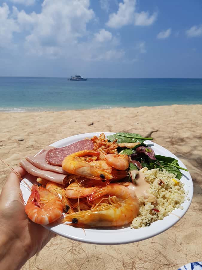 From Cairns: Frankland Island All-Inclusive Day Tour - Lunch under the island shade