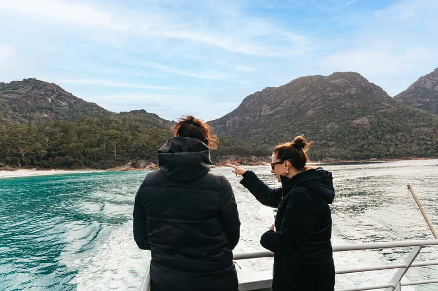 From Coles Bay: Wineglass Bay Cruise with Lunch - The boat, seating, and comfort