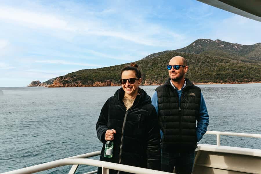 From Coles Bay: Wineglass Bay Cruise with Lunch - The 270-minute route from Coles Bay