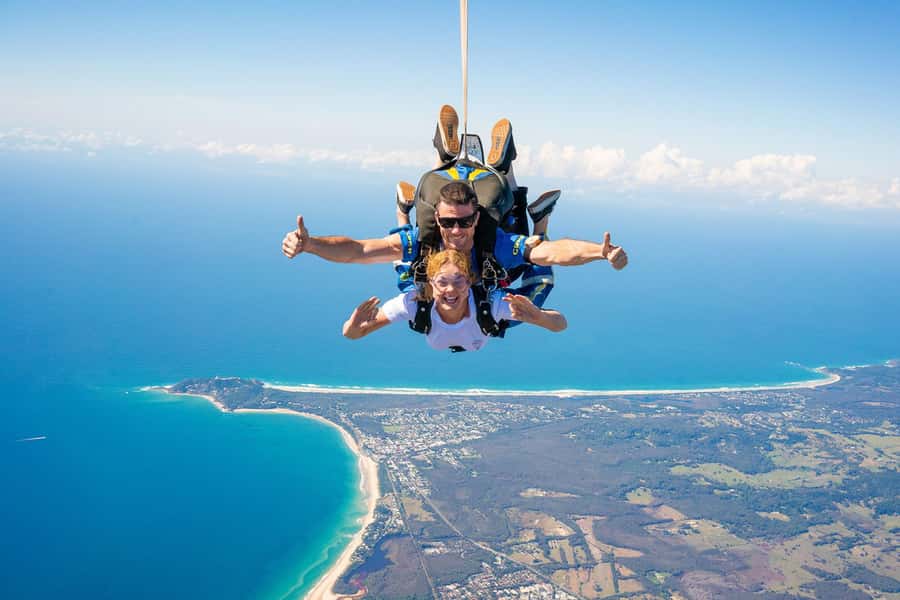 From Gold Coast: Tandem Skydive Experience over Byron Bay - The Gold Coast pickup and six-hour schedule