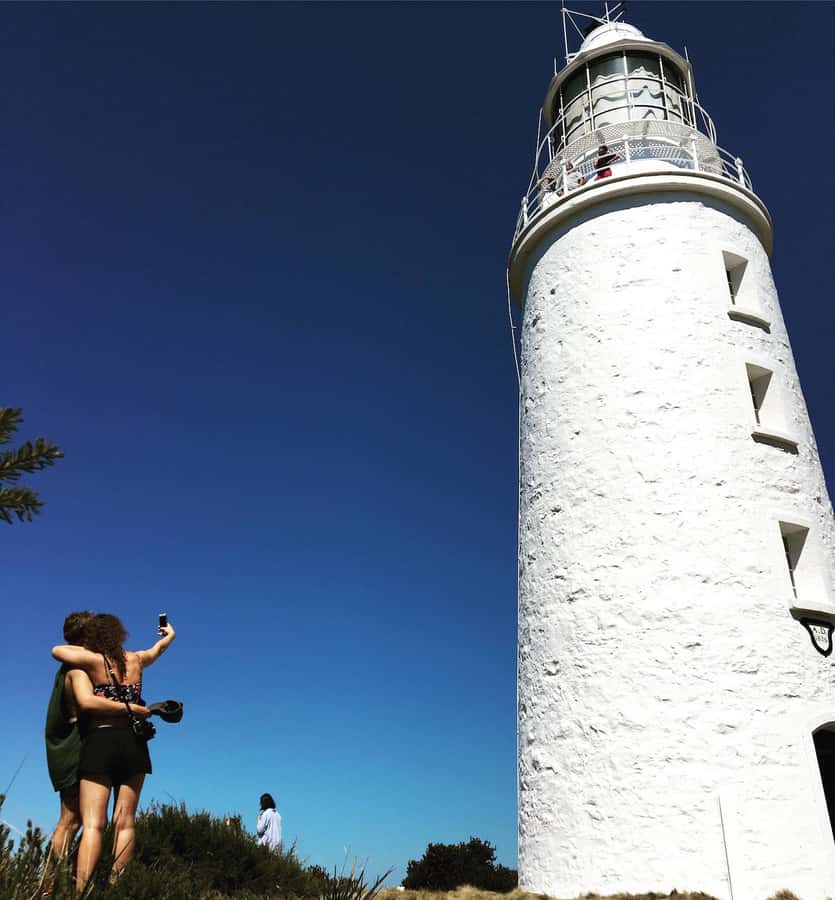 From Hobart: Full-Day Bruny Island Tour with Guide - Lunch at the Bruny Hotel