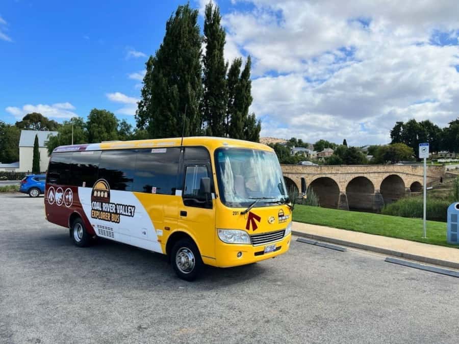 From Hobart: Richmond Village 4 hour Return Tour (Afternoon) - Choosing between Richmond’s main attractions