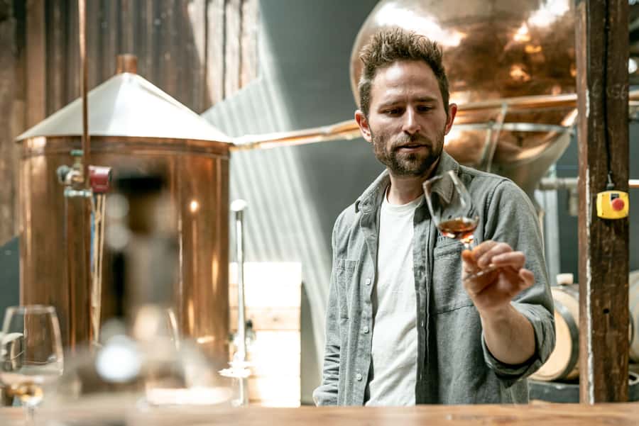 From Hobart: Signature Full Day Tour - What to expect at the producer visits
