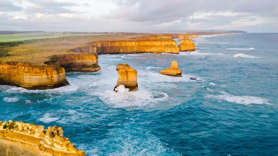 From Melbourne: Great Ocean Road Day Tour - Melbourne pickup, with hotel timing to watch