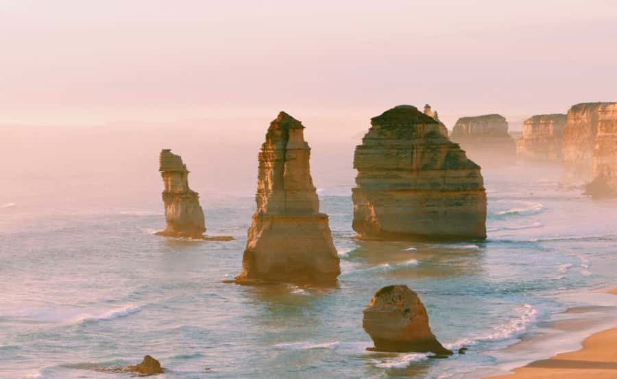 From Melbourne: Great Ocean Road Full-Day Guided Trip - Loch Ard Gorge and the stories of the coast