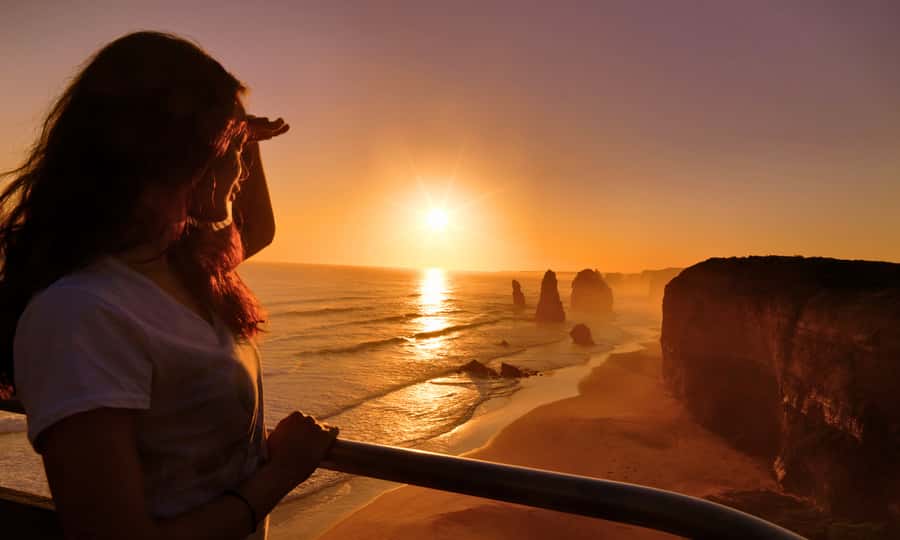 From Melbourne: Great Ocean Road Full-Day Sunset Tour - The Memorial Archway and the road itself