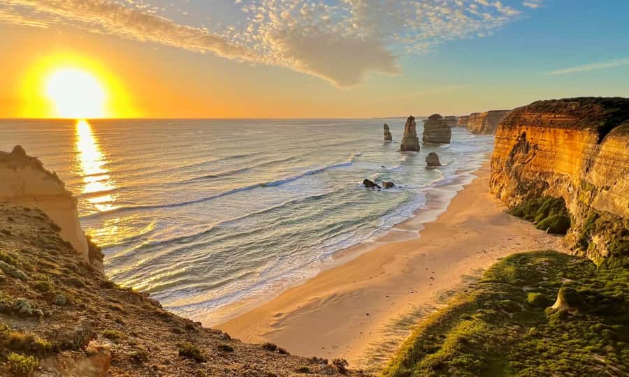 From Melbourne: Great Ocean Road Full-Day Sunset Tour - The long ride back to Melbourne
