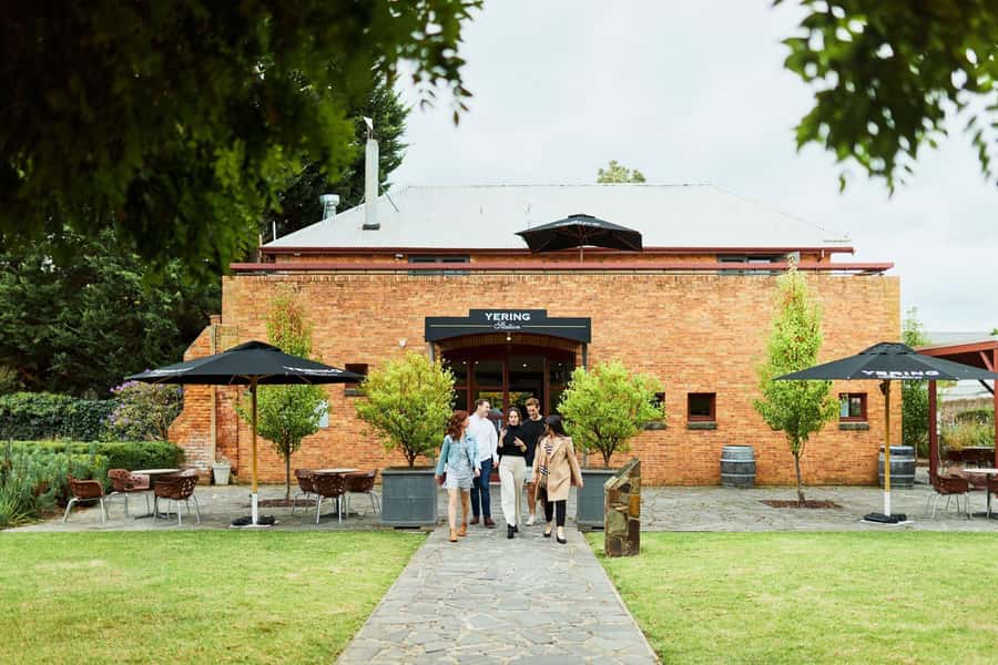 From Melbourne: Yarra Valley Hop-On-Hop-Off Bus Ticket - How to plan four stops without rushing