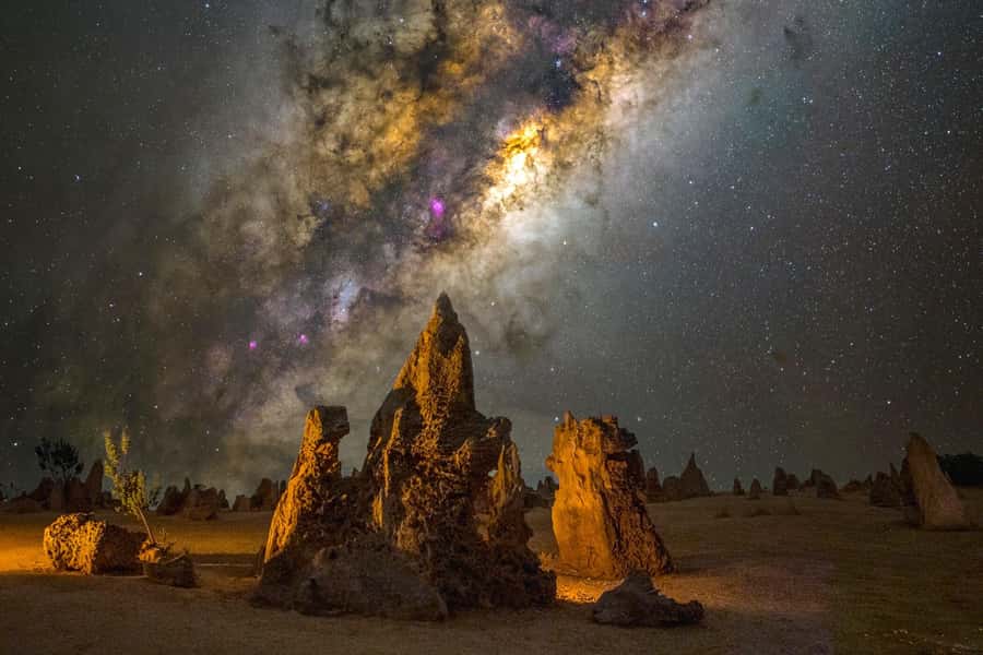 From Perth: Pinnacles Sunset and Stargazing Tour with Dinner - Quick points to know before booking
