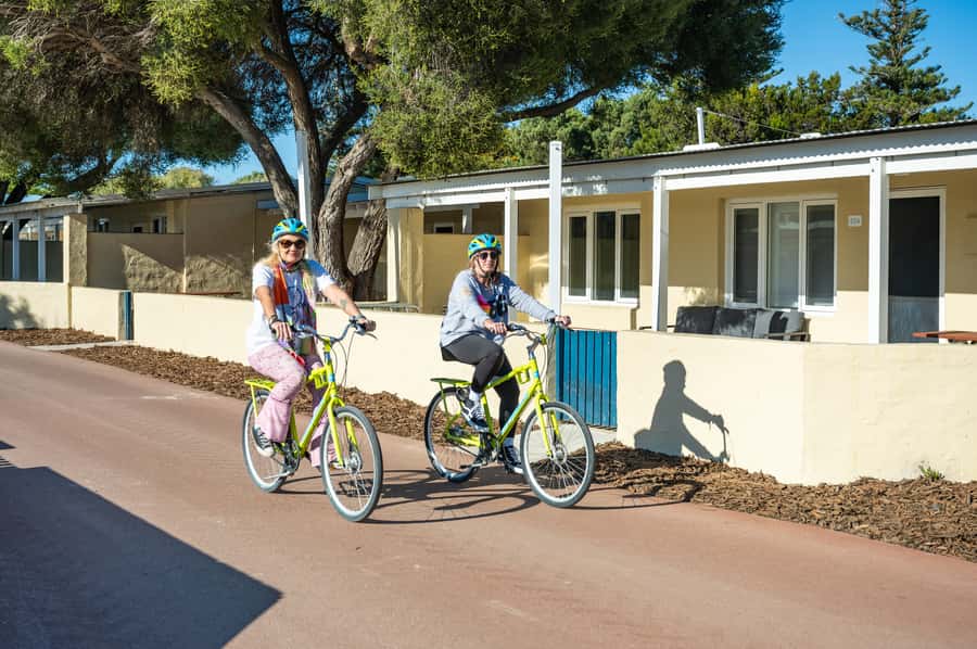 From Perth: Rottnest Island Full-Day Bike and Ferry Trip - Finding quokkas without disturbing them
