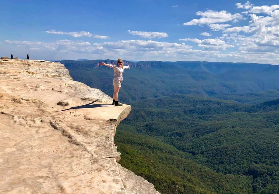 From Sydney: Blue Mountains Bushwalks & Featherdale Tour - Who should book this tour?