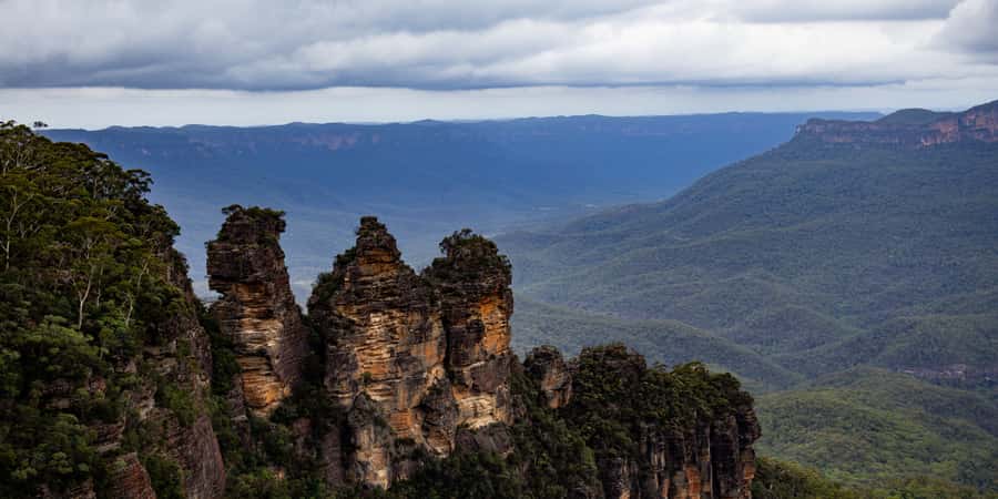 From Sydney: Blue Mountains, Scenic Railway, & Sydney Zoo - Central Sydney pickup and the ride west