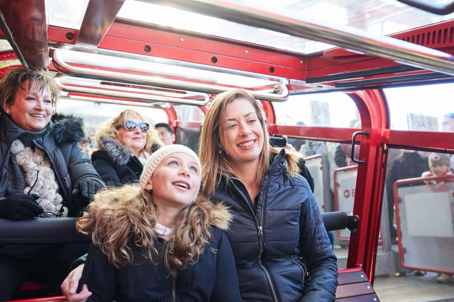 From Sydney: Blue Mountains, Scenic World, Zoo, & Ferry Ride - Village lunch and a pause in the schedule