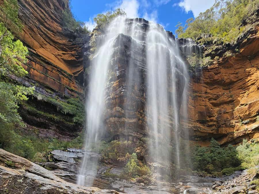 From Sydney: Blue Mountains Tour with Waterfall Walk & Lunch - Meeting the minibus near Central station