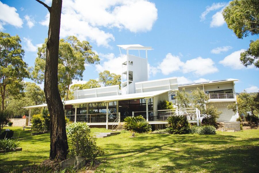 From Sydney: Full-Day Hunter Valley Wine Tour & Lunch - The final stop is a distillery