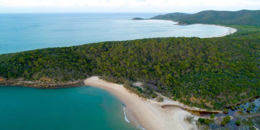 From Yeppoon: Great Keppel Island Snorkeling Hire with Lunch - Landing at Fisherman’s Beach