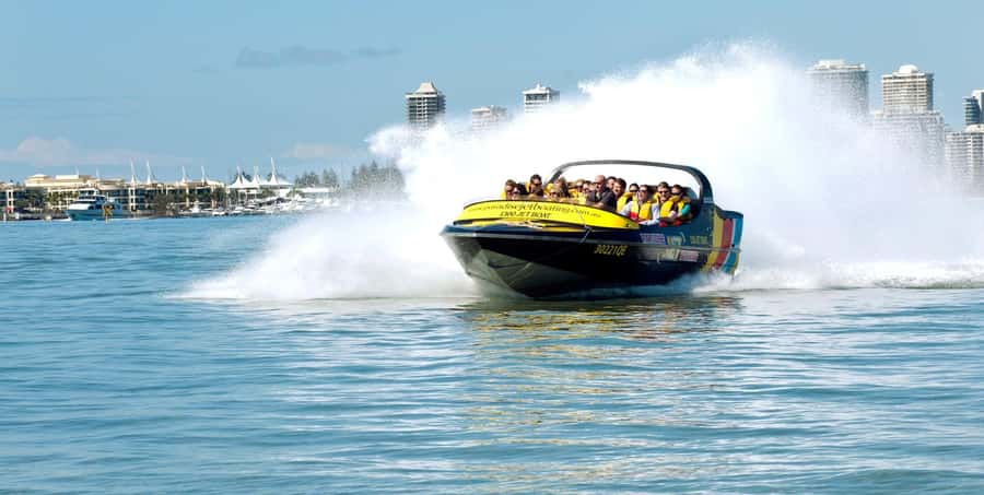 Gold Coast: 1-Hour Extreme Jet Boat Ride - From Surfers Paradise canals to the Broadwater