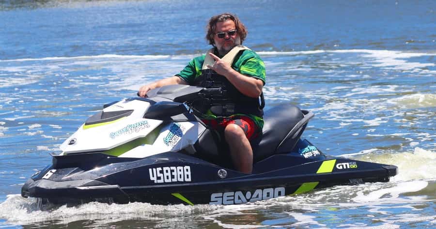 Gold Coast: 1-Hour Jet Ski Ride -No slow zones + Free Photos - From Paradise Point to open water