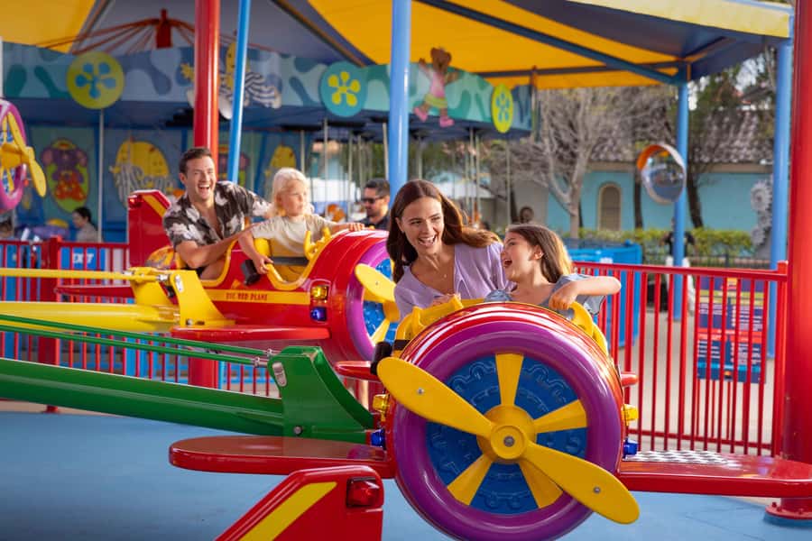Gold Coast: 2-Day Dreamworld, WhiteWater World + SkyPoint - A practical plan for two days