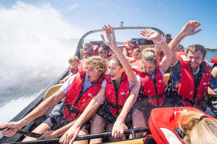 Gold Coast: Extreme Jet Boat Blast Ride - Leaving Cavill Avenue for the Southern Broadwater