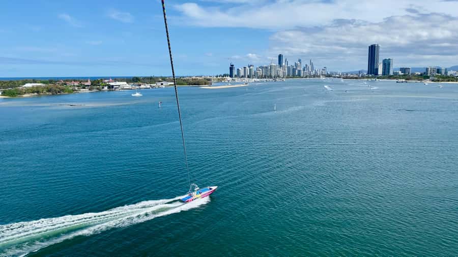 Gold Coast: Parasailing in Surfers Paradise - Key points to know before you book