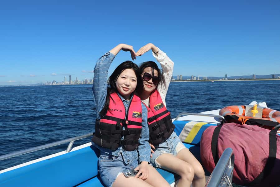 Gold Coast: Parasailing in Surfers Paradise - Practical tips for a smoother outing