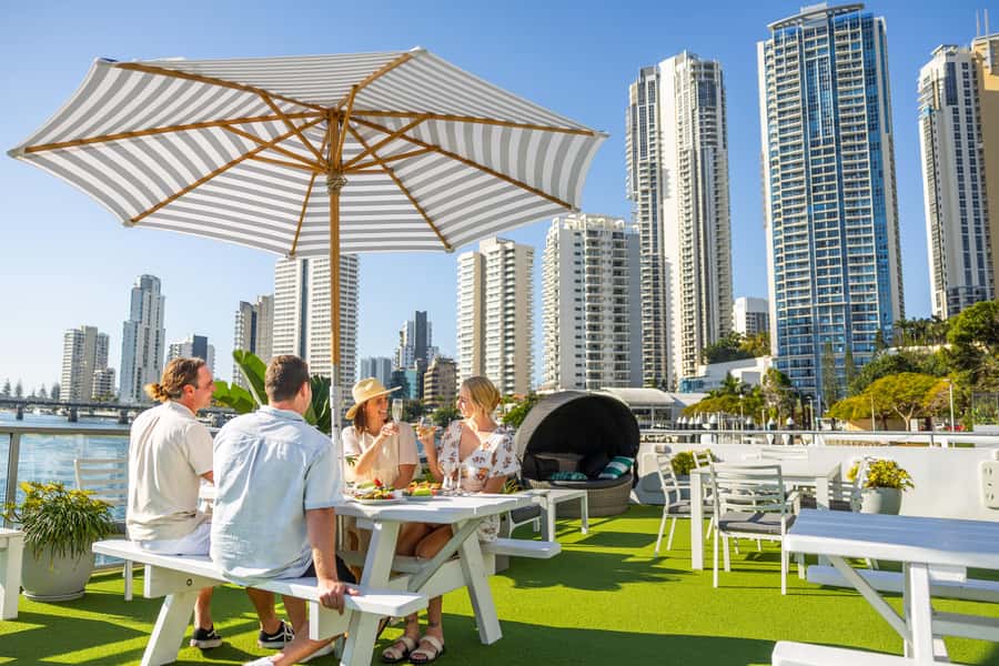 Gold Coast: Sightseeing Cruise with Buffet Lunch - Starting at Appel Park in Surfers Paradise