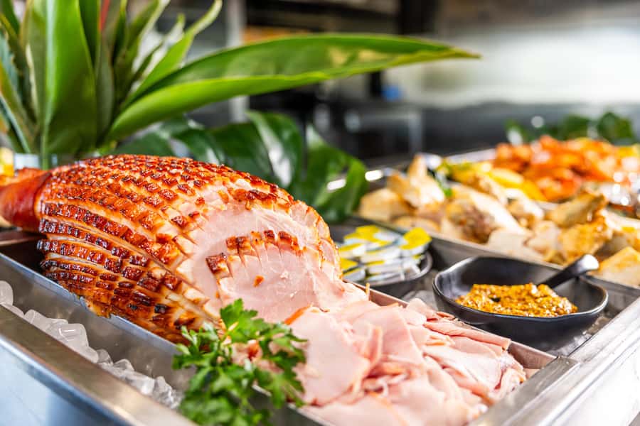 Gold Coast: Sightseeing Cruise with Buffet Lunch - How the two hours feel