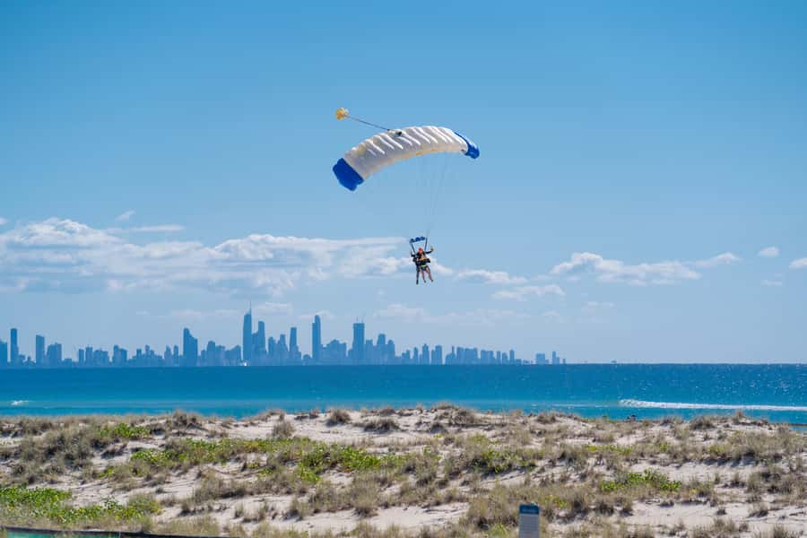 Gold Coast: Tandem Skydiving Experience - Weather, timing, and planning your day