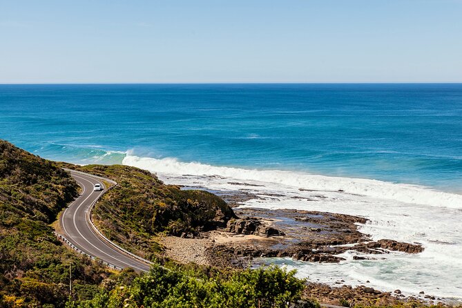 Great Ocean Road Reverse Tour with Iconic Stops & Wildlife - Melbourne pickup and the three-hour run west
