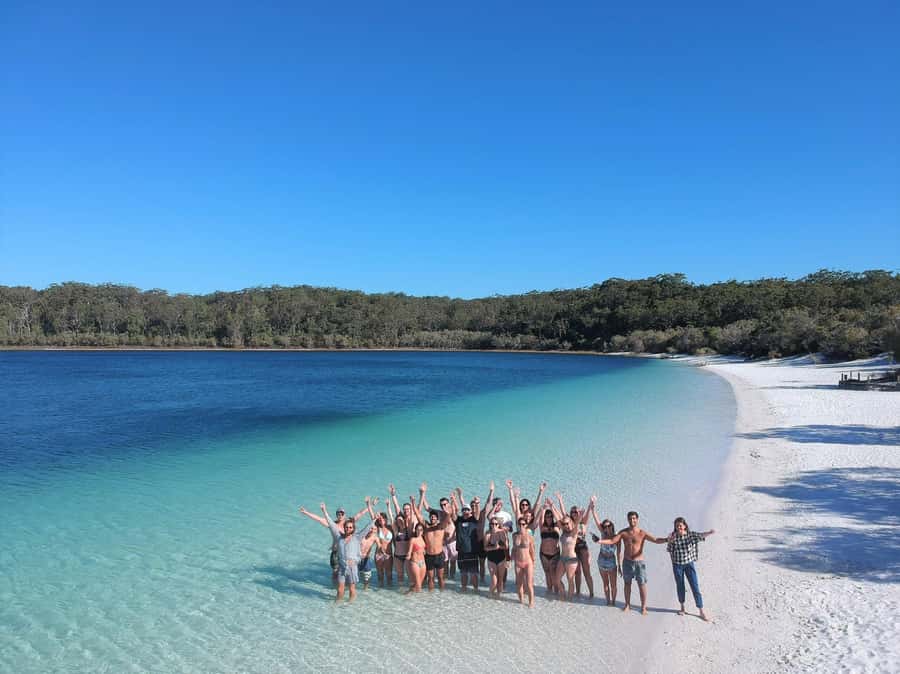 Hervey Bay to K'gari/Fraser Island 3-Day Tour (Beach House) - Lake McKenzie and K’gari’s freshwater stops