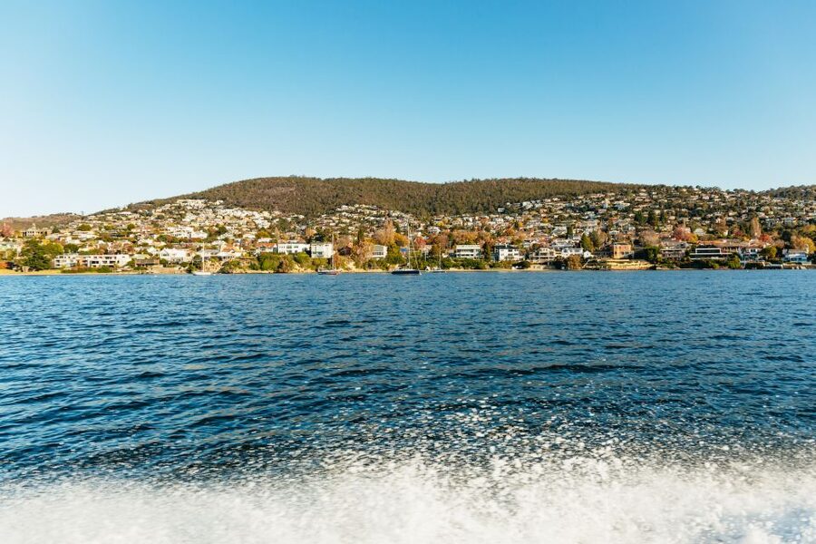 Hobart: 2.5-hour Iron Pot Lighthouse Cruise - Who Will Enjoy This Trip Most?