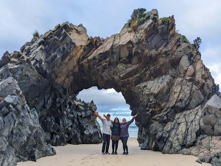Hobart: Bruny Island Adventure: Hike, Highlights & Tastes - Lunch at Adventure Bay is flexible, not included