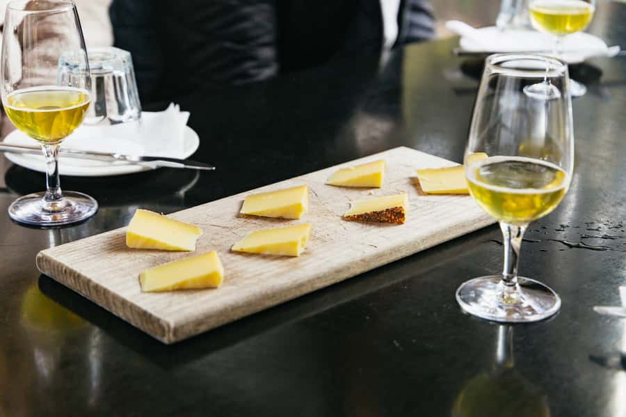 Hobart: Bruny Island Gourmet Sightseeing Day Tour - The Neck and the Truganini Steps