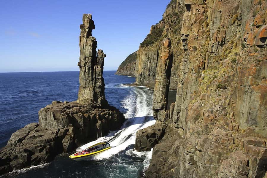 Hobart: Bruny Island Wilderness Coast Eco Cruise with Lunch - Adventure Bay and the three-hour wilderness cruise