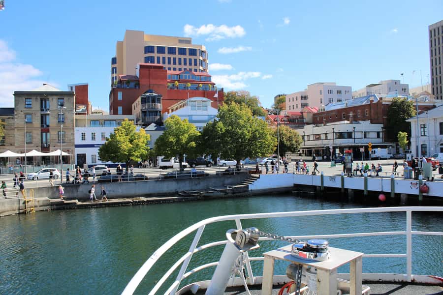 Hobart: Historic Lunch Cruise - Who should book this Hobart cruise?
