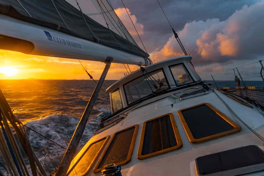 Hobart: Luxury Yacht Scenic Sailing Tour with Snacks - Taking the helm, working the winches, or simply sitting back