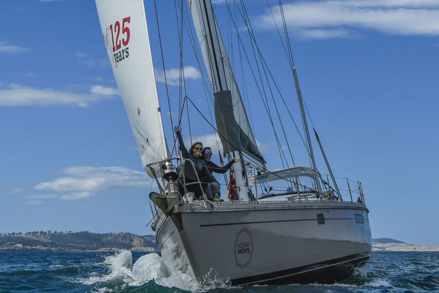 Hobart: Luxury Yacht Scenic Sailing Tour with Snacks - Scones, cheese, coffee, and Tasmanian drinks