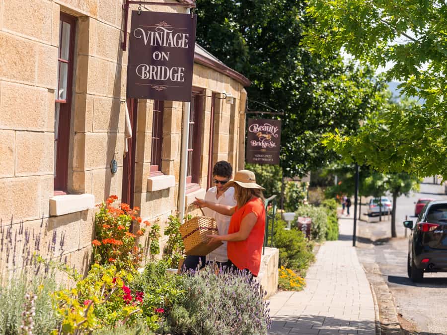 Hobart: Mount Wellington and Richmond Village Shuttle - Key things to know before booking
