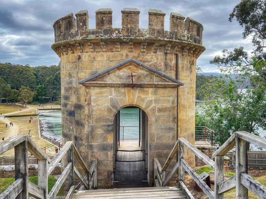 Hobart: Port Arthur, Harbor Cruise and Isle of the Dead Tour - Port Arthur deserves your full attention