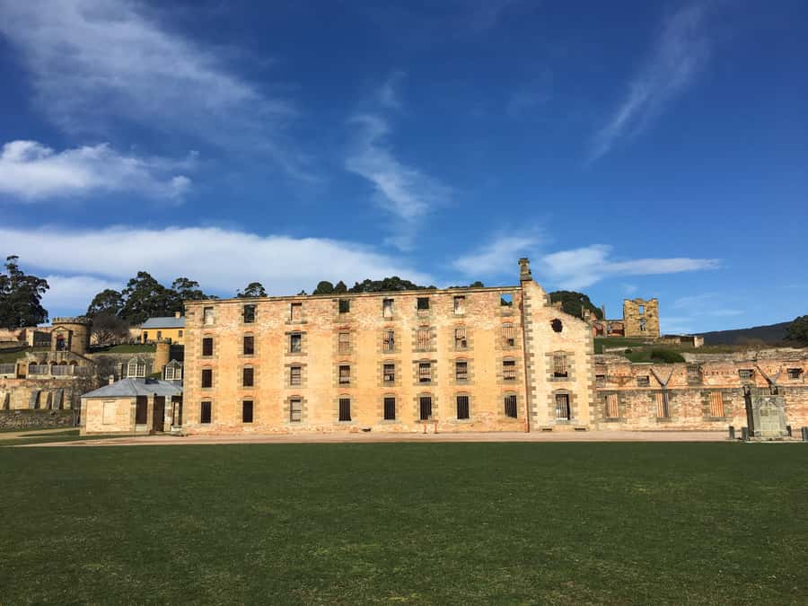 Hobart: Port Arthur, Richmond & Tasman Peninsula Active Tour - The guides are part of the value